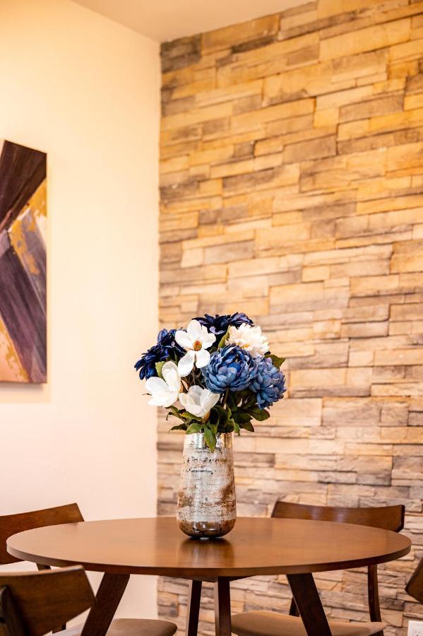 Palm Springs Blue Desert Condo! מראה חיצוני תמונה