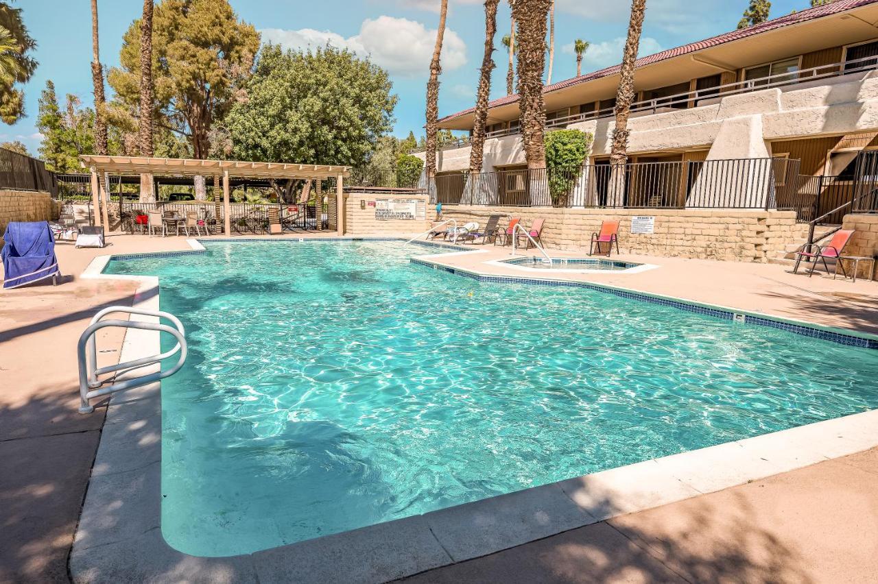 Palm Springs Blue Desert Condo! מראה חיצוני תמונה